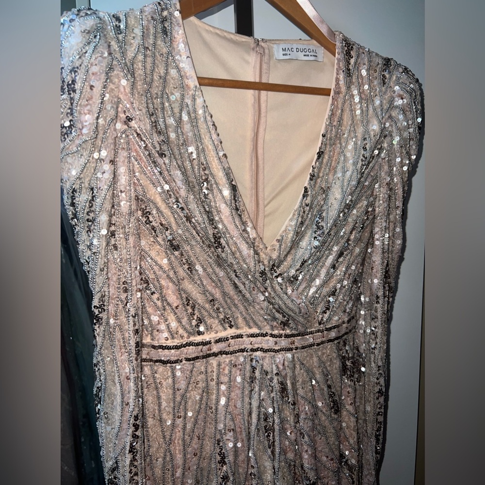 Long sleeve v neck beaded midi cocktail dress - Picture 6 of 12